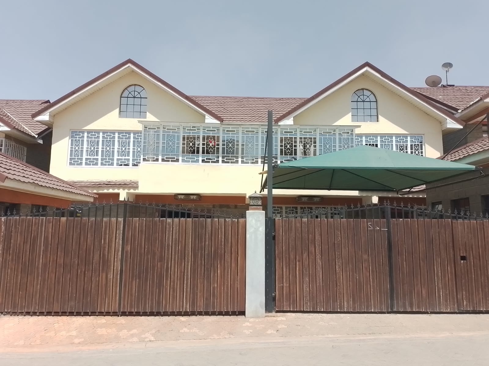 Sabaki 5 Bedroom Townhouse with detached DSQ for Sale